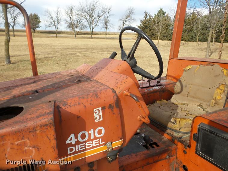 image for item DB5264 1987 Ditch Witch 4010D trencher