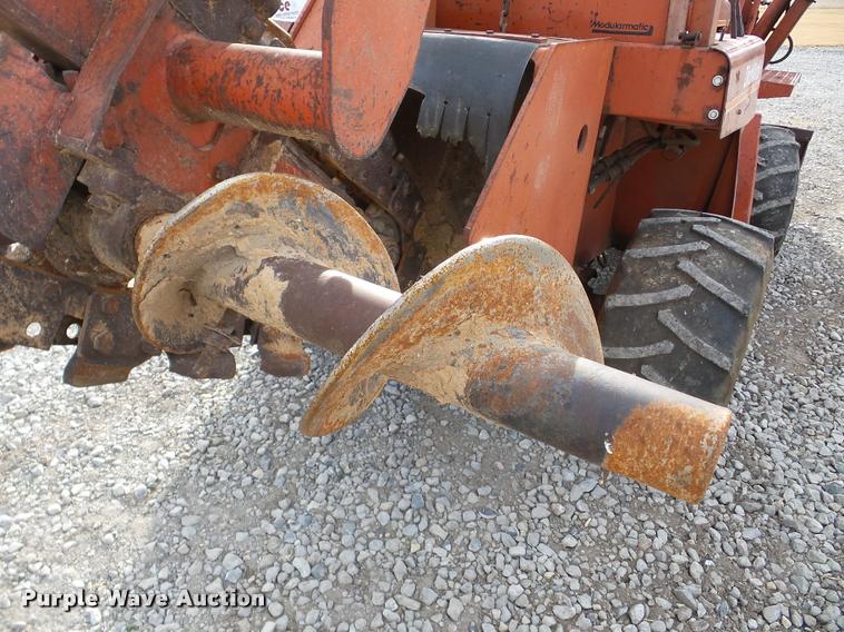 image for item DB5264 1987 Ditch Witch 4010D trencher