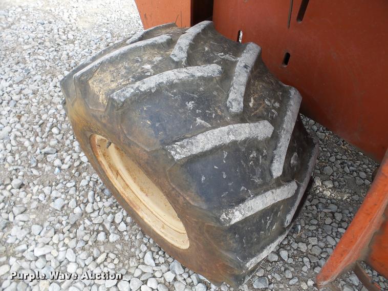 image for item DB5264 1987 Ditch Witch 4010D trencher