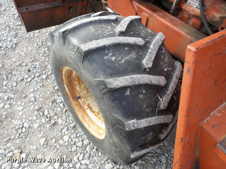 image for item DB5264 1987 Ditch Witch 4010D trencher