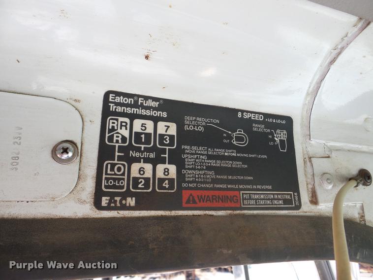 image for item DB5273 1996 Volvo ACL dump truck