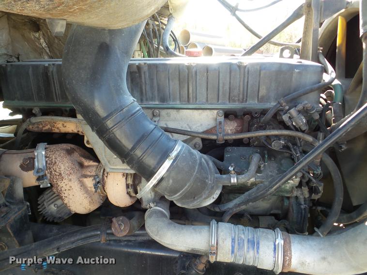 image for item DB5273 1996 Volvo ACL dump truck