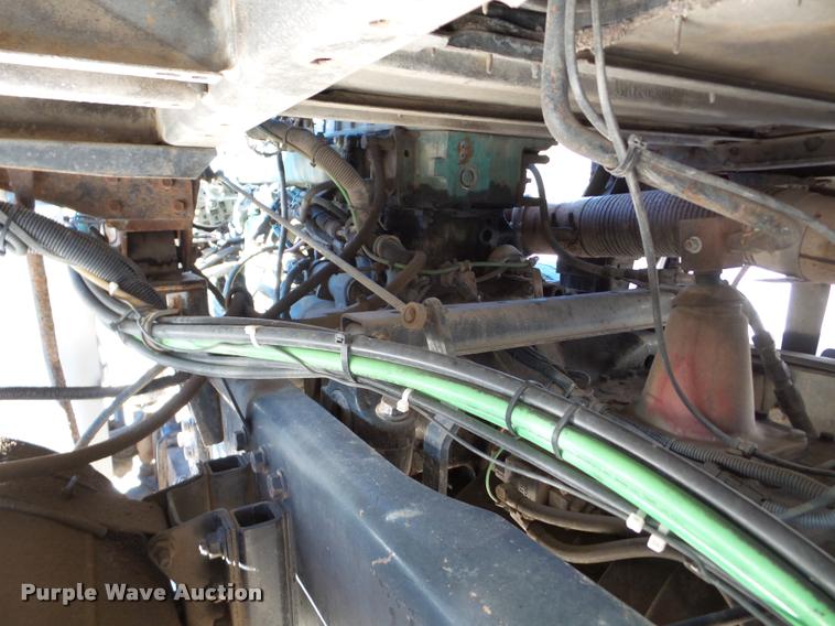 image for item DB5273 1996 Volvo ACL dump truck