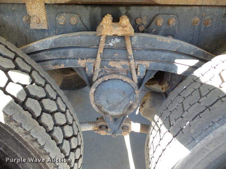 image for item DB5273 1996 Volvo ACL dump truck