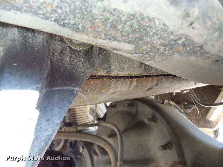 image for item DB5273 1996 Volvo ACL dump truck