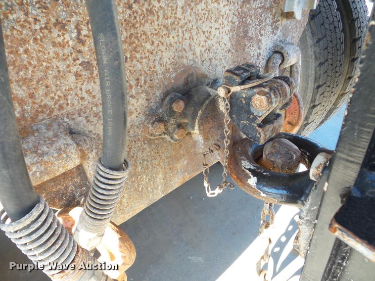 image for item DB5273 1996 Volvo ACL dump truck