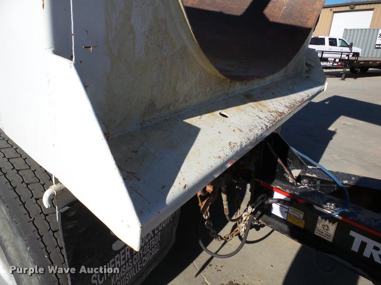 image for item DB5273 1996 Volvo ACL dump truck