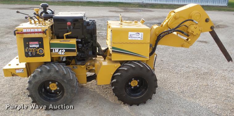 image for item DB5297 Vermeer LM42 cable plow