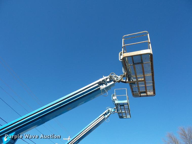 image for item J1594 1998 Genie S60 boom lift