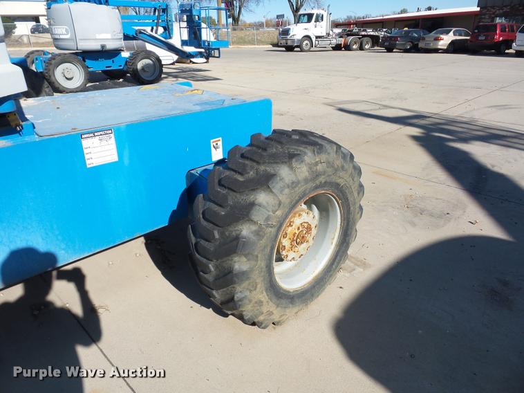 image for item J1594 1998 Genie S60 boom lift
