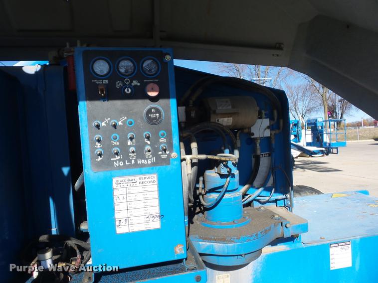 image for item J1594 1998 Genie S60 boom lift