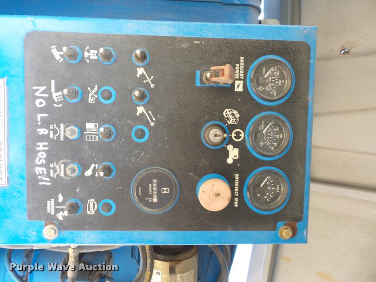 image for item J1594 1998 Genie S60 boom lift