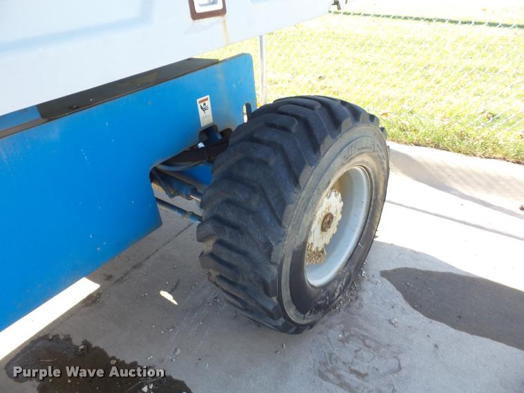 image for item J1594 1998 Genie S60 boom lift