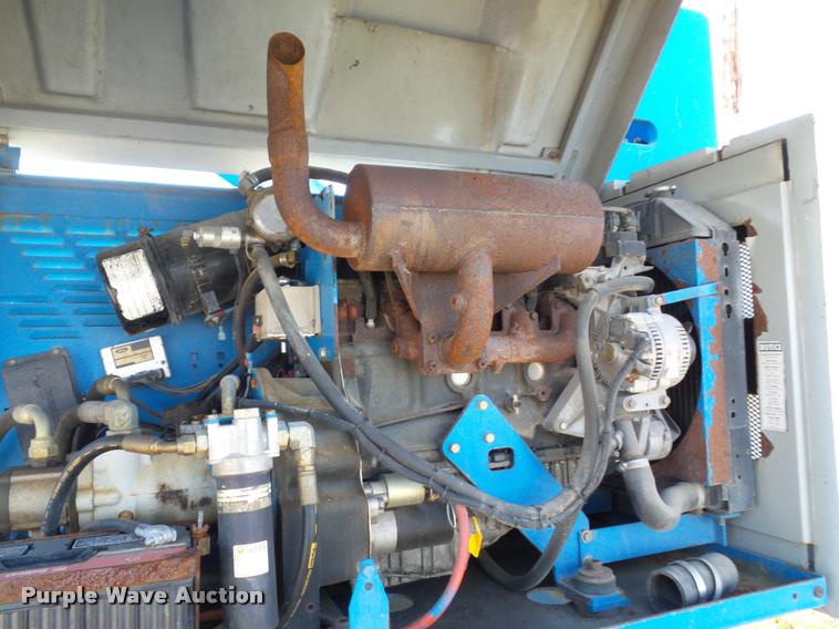 image for item J1594 1998 Genie S60 boom lift