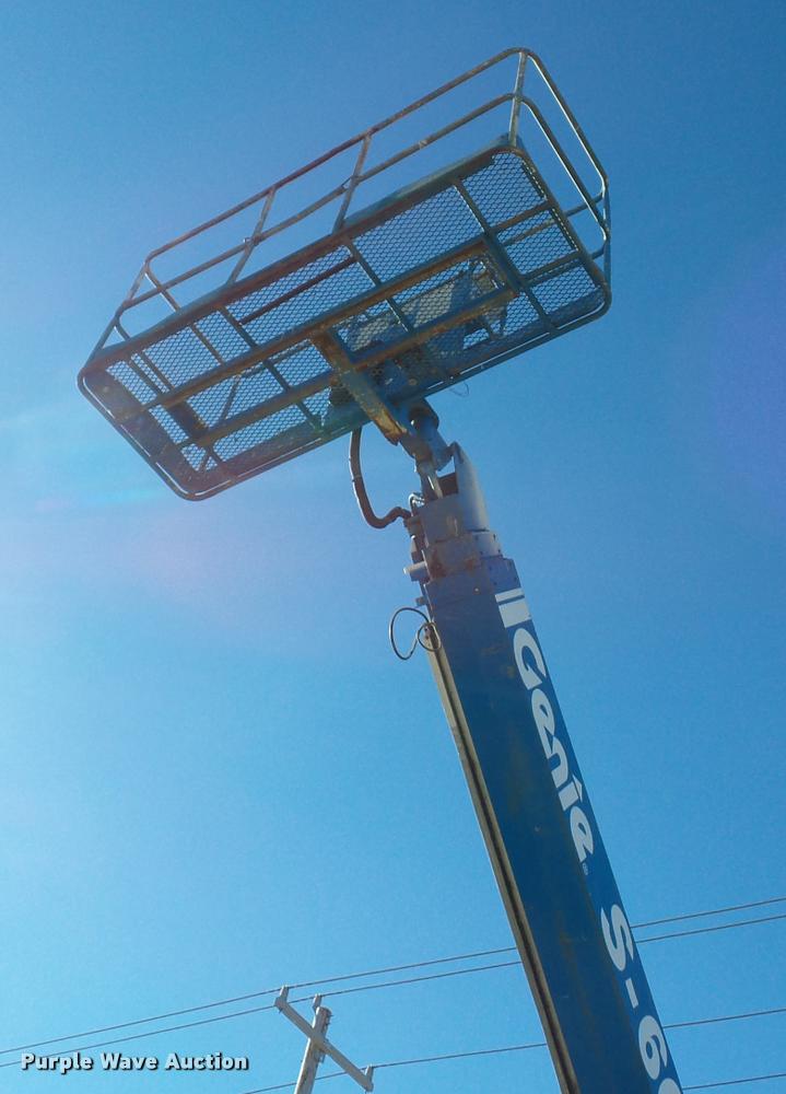 image for item J1595 1998 Genie S60 boom lift