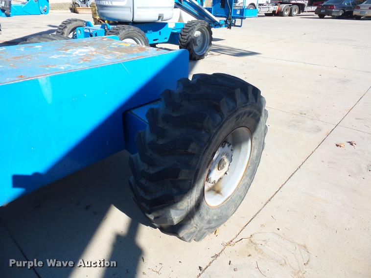 image for item J1595 1998 Genie S60 boom lift