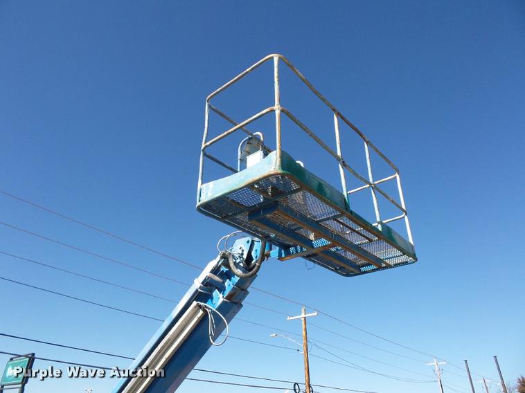 image for item J1595 1998 Genie S60 boom lift