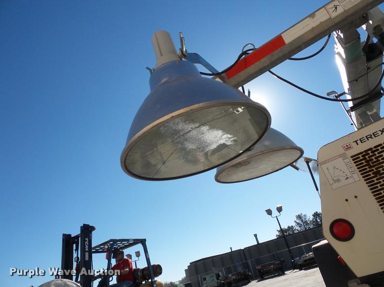 image for item J1599 2007 Terex AL4060D1-4MH light plant