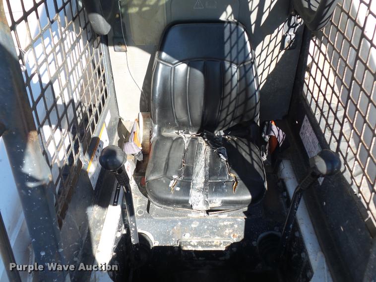 image for item J1601 2008 Bobcat S250 skid steer