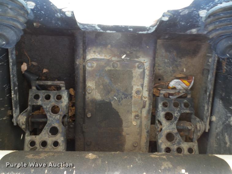 image for item J1601 2008 Bobcat S250 skid steer