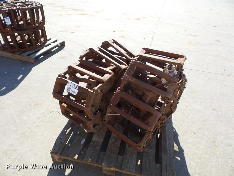 image for item J1603 Grouser steel skid steer tracks