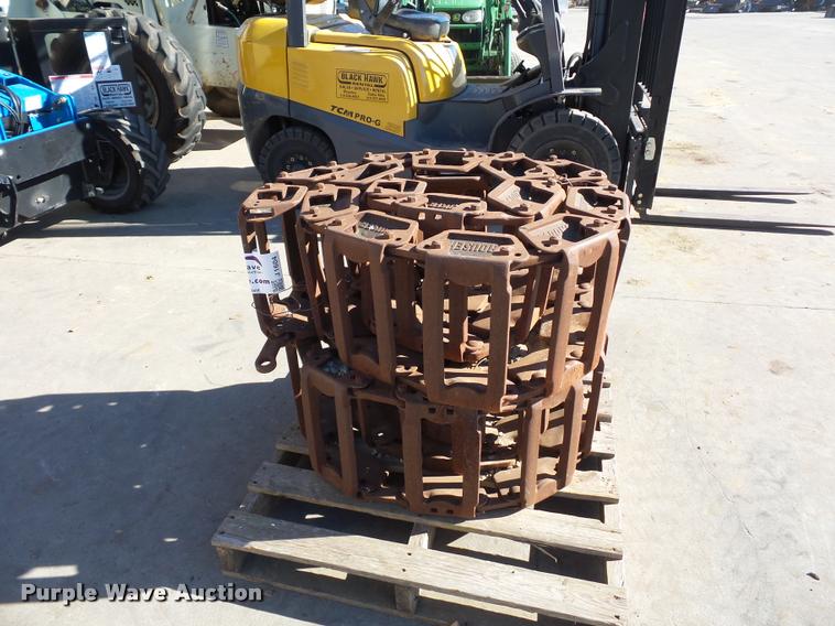 image for item J1604 Grouser steel skid steer tracks