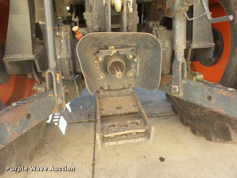 image for item J1605 Bobcat CT225 tractor