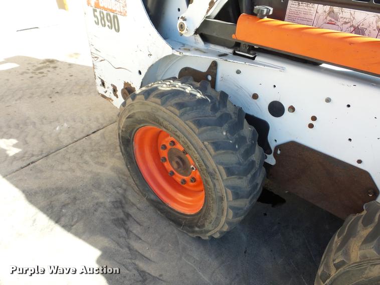 image for item J1606 2011 Bobcat S185 skid steer