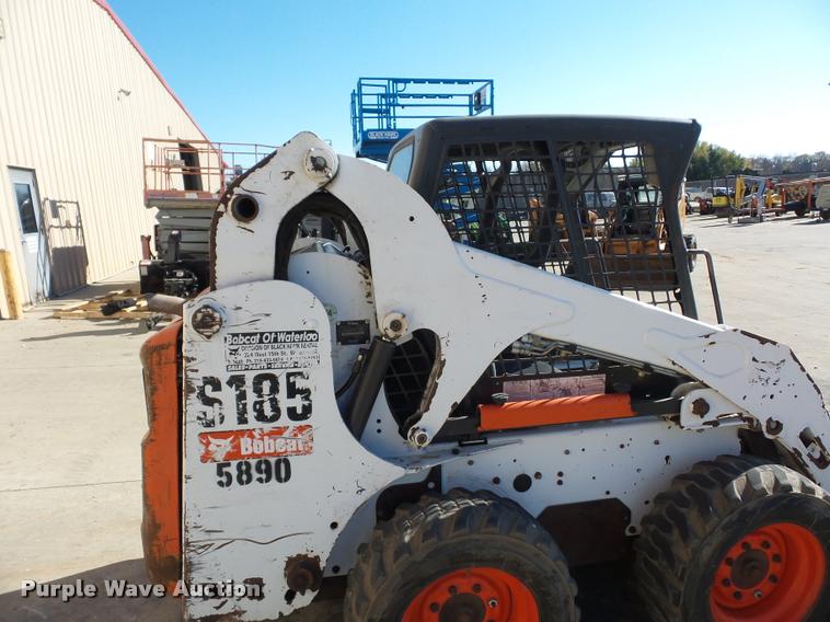 image for item J1606 2011 Bobcat S185 skid steer