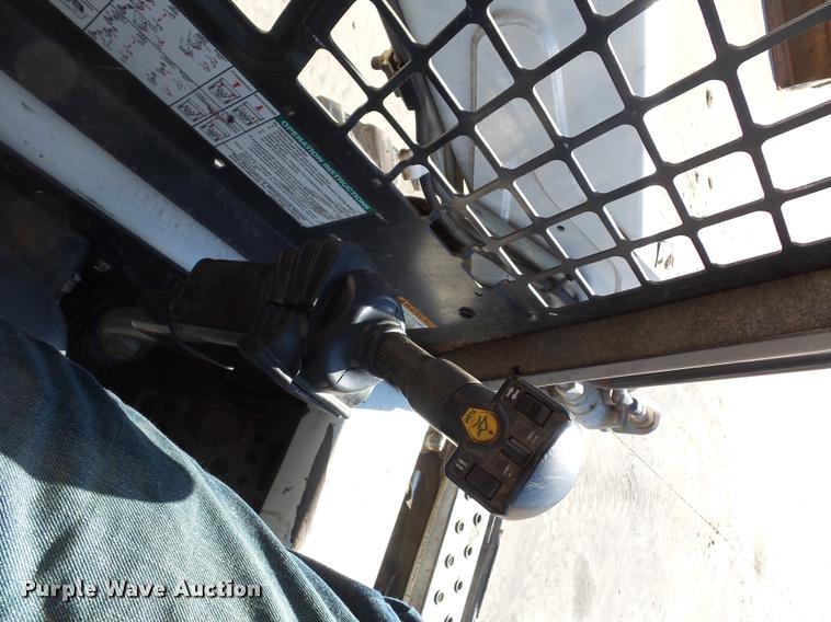 image for item J1606 2011 Bobcat S185 skid steer