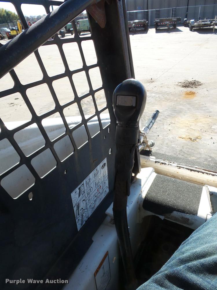 image for item J1607 1993 Bobcat 753 skid steer