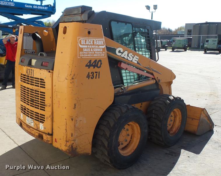 image for item J1608 2007 Case 440 skid steer