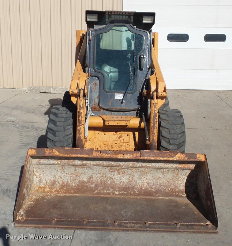 image for item J1608 2007 Case 440 skid steer