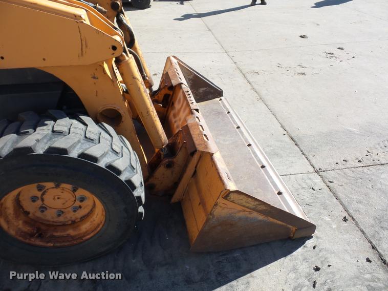 image for item J1608 2007 Case 440 skid steer