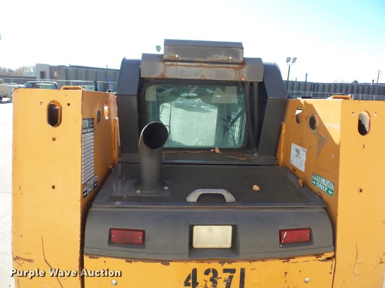 image for item J1608 2007 Case 440 skid steer