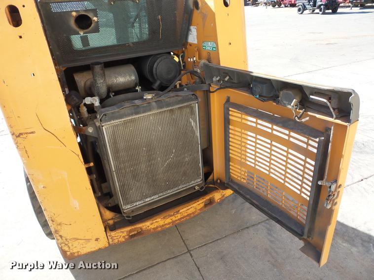 image for item J1608 2007 Case 440 skid steer