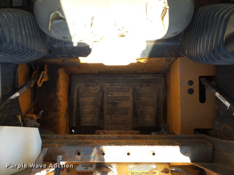 image for item J1608 2007 Case 440 skid steer