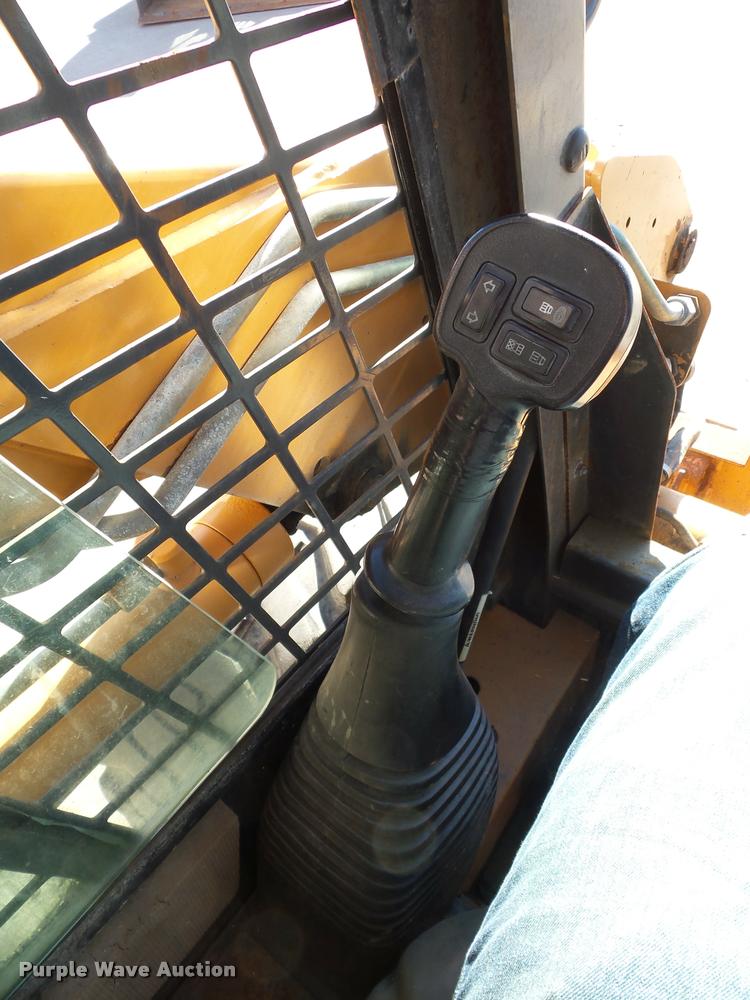 image for item J1608 2007 Case 440 skid steer