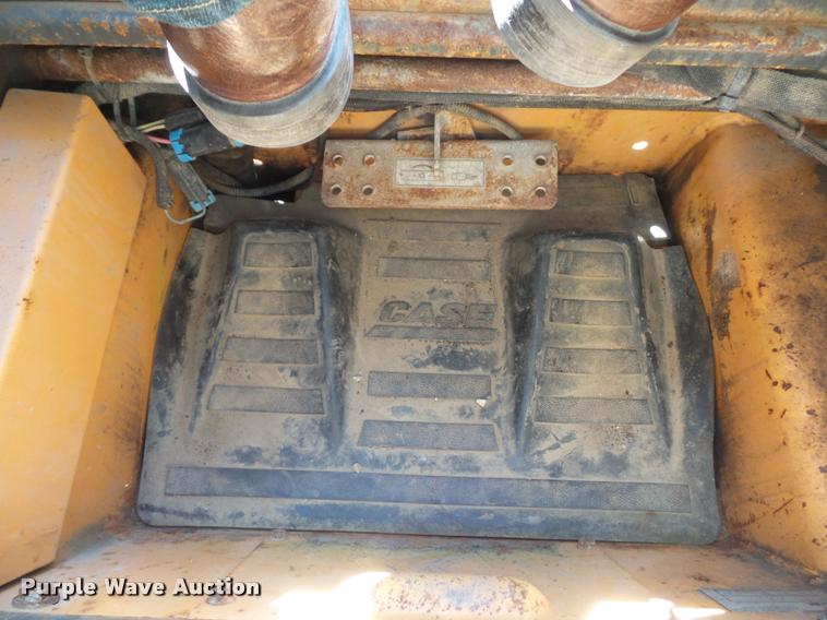 image for item J1608 2007 Case 440 skid steer