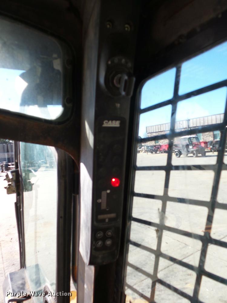 image for item J1608 2007 Case 440 skid steer