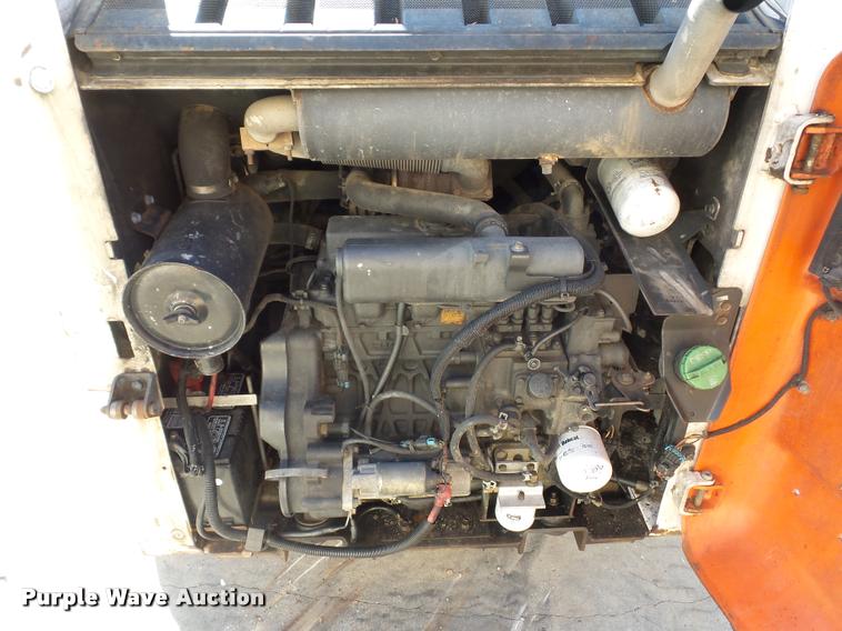 image for item J1609 2006 Bobcat T180 skid steer