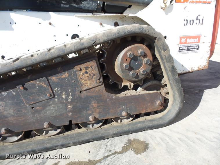 image for item J1609 2006 Bobcat T180 skid steer