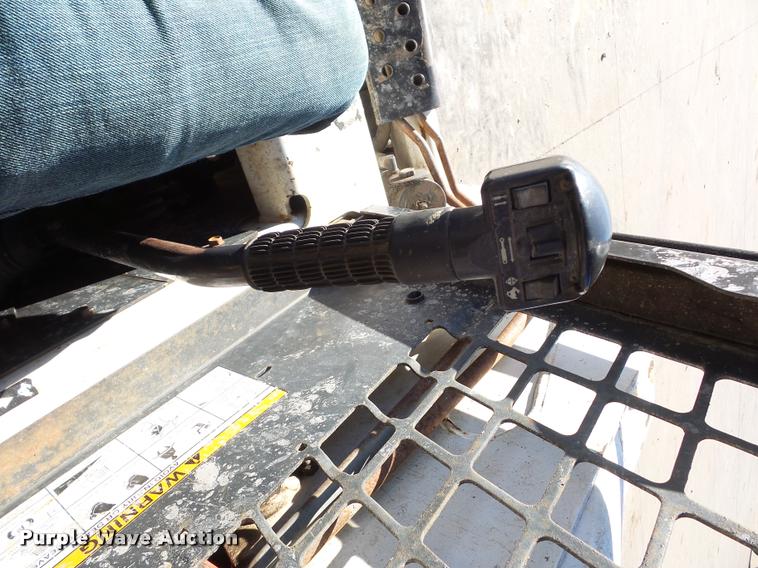 image for item J1609 2006 Bobcat T180 skid steer