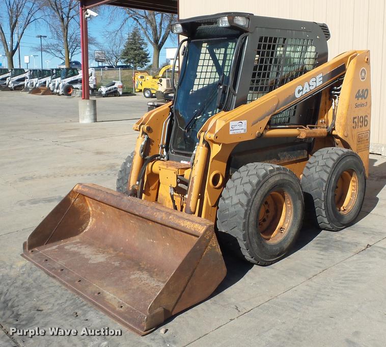 image for item J1611 2010 Case 440 Series 3 skid steer