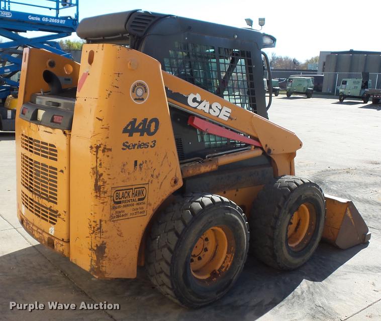 image for item J1611 2010 Case 440 Series 3 skid steer