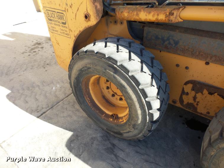 image for item J1611 2010 Case 440 Series 3 skid steer