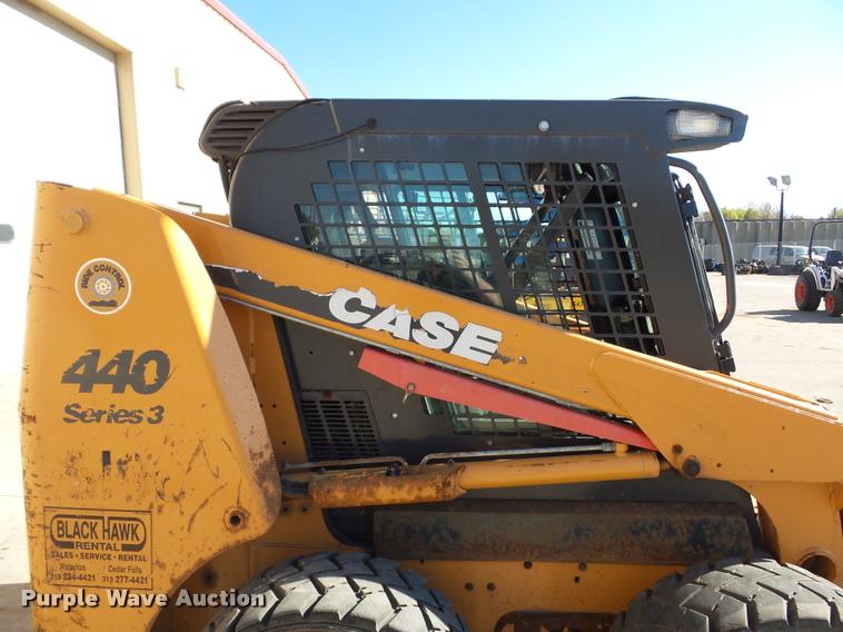 image for item J1611 2010 Case 440 Series 3 skid steer