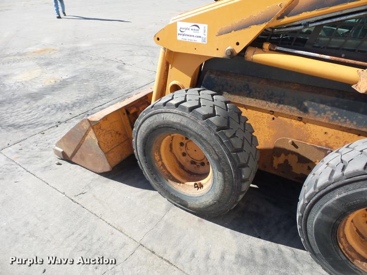 image for item J1611 2010 Case 440 Series 3 skid steer