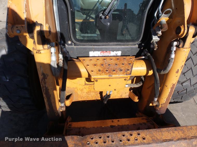 image for item J1611 2010 Case 440 Series 3 skid steer