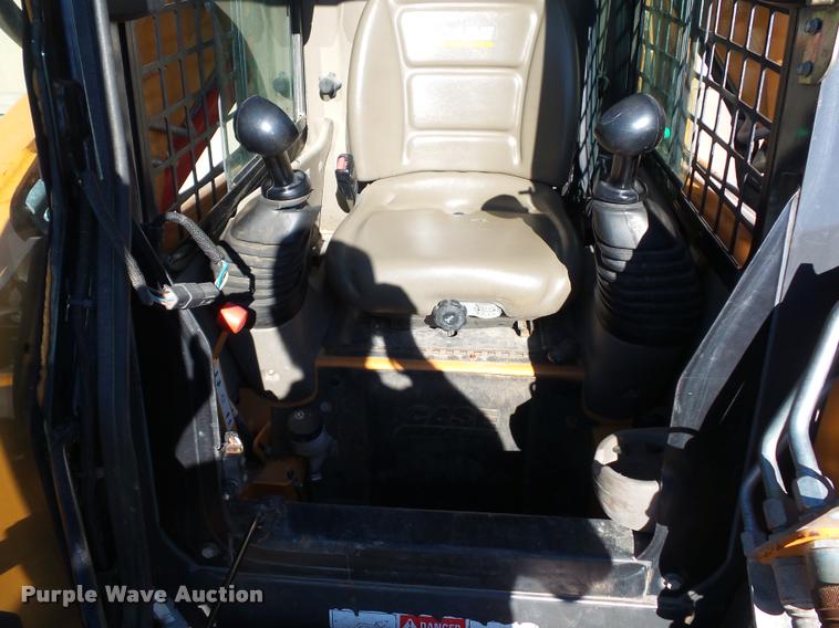 image for item J1611 2010 Case 440 Series 3 skid steer